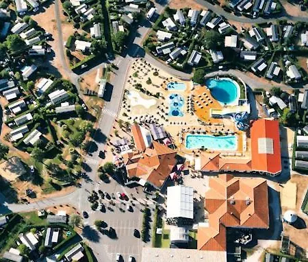 Mobilhome Les Charmettes - Fun Pass Non Inclus