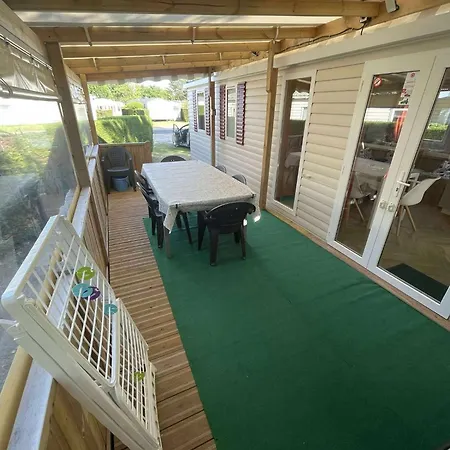 Mobilhome Les Charmettes - Fun Pass Non Inclus * לס מתה