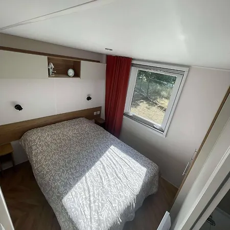 Mobilhome Les Charmettes - Fun Pass Non Inclus אתר קמפינג *